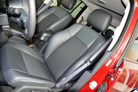 2014款Jeep指南者2.4L四驱舒适版