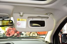 2014款Jeep指南者2.4L四驱舒适版