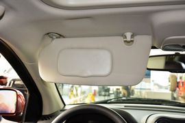 2014款Jeep指南者2.4L四驱舒适版