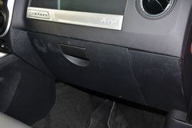 2014款Jeep指南者2.4L四驱舒适版