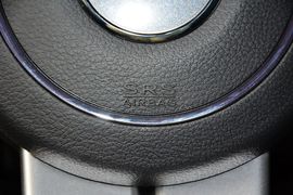 2014款Jeep指南者2.4L四驱舒适版