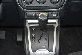 2014款Jeep指南者2.4L四驱舒适版