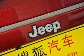 2014款Jeep指南者2.4L四驱舒适版