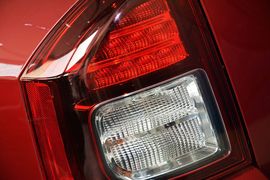 2014款Jeep指南者2.4L四驱舒适版