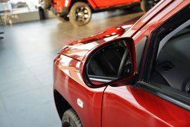 2014款Jeep指南者2.4L四驱舒适版