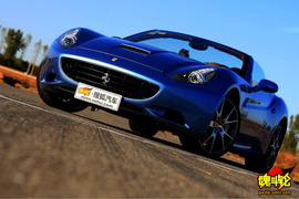 2009款法拉利加利福尼亚试驾