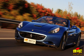 2009款法拉利加利福尼亚试驾