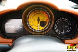 2009款法拉利加利福尼亚试驾