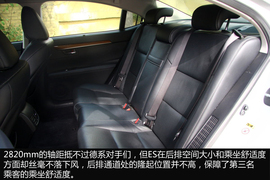 雷克萨斯ES300h图解