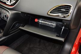 2015款菲亚特菲翔1.4T自动智享版到店实拍