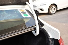 2015款菲亚特菲翔1.4T自动智享版