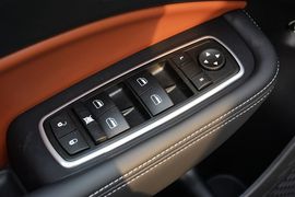 2015款菲亚特菲翔1.4T自动智享版