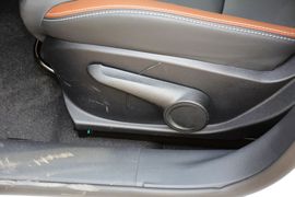 2015款菲亚特菲翔1.4T自动智享版