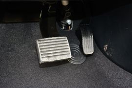 2015款菲亚特菲翔1.4T自动智享版