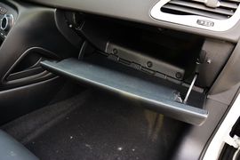 2015款菲亚特菲翔1.4T自动智享版