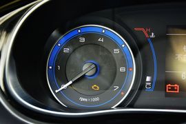2015款菲亚特菲翔1.4T自动智享版