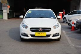 2015款菲亚特菲翔1.4T自动智享版