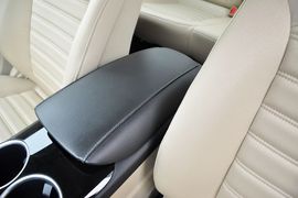 2013款福特蒙迪欧1.5L