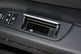 2013款宝马740Li豪华型
