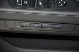 2013款宝马740Li豪华型