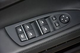 2013款宝马740Li豪华型