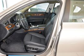2013款宝马740Li豪华型