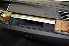 2013款宝马740Li豪华型