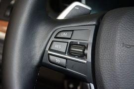 2013款宝马740Li豪华型
