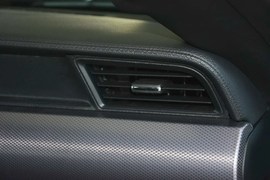 2015款福特野马2.3