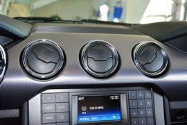 2015款福特野马2.3