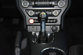 2015款福特野马2.3