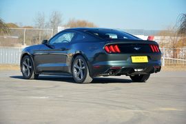 2015款福特野马2.3