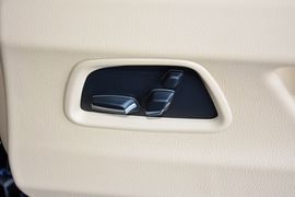 2014款宝马528Li领先型