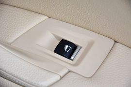 2014款宝马528Li领先型