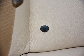 2014款宝马528Li领先型