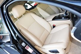2014款宝马528Li领先型