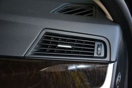 2014款宝马528Li领先型