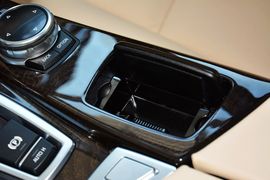 2014款宝马528Li领先型