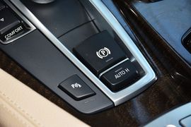 2014款宝马528Li领先型