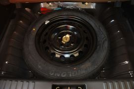 2014款一汽夏利N7