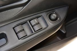 2014款一汽夏利N7