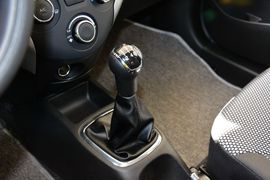 2014款一汽夏利N7