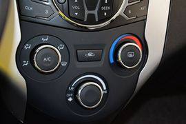 2014款一汽夏利N7