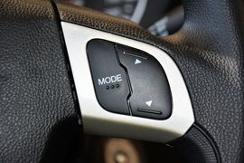 2014款一汽夏利N7