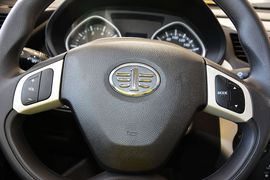 2014款一汽夏利N7