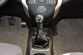 2014款一汽夏利N7