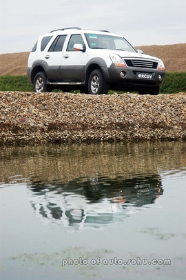 傲龙CUV