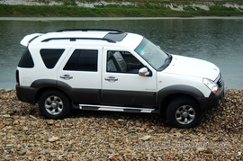 傲龙CUV