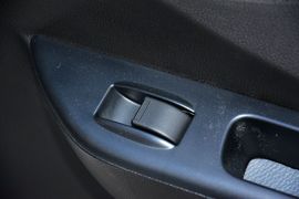 2014款一汽夏利N7