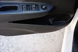 2014款一汽夏利N7